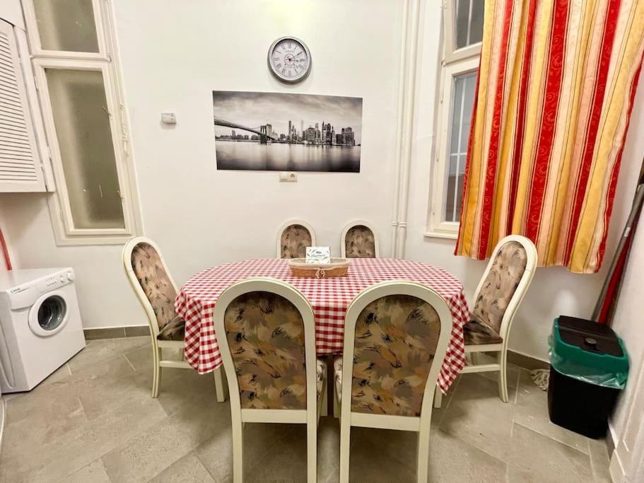 Bank5 Central Apartment 부다페스트 외부 사진