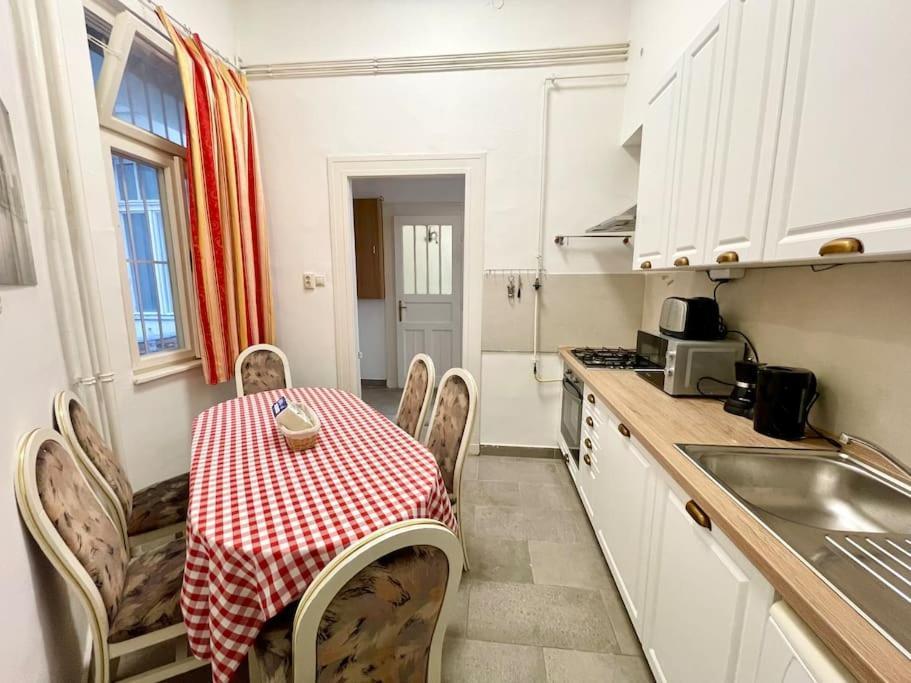 Bank5 Central Apartment 부다페스트 외부 사진